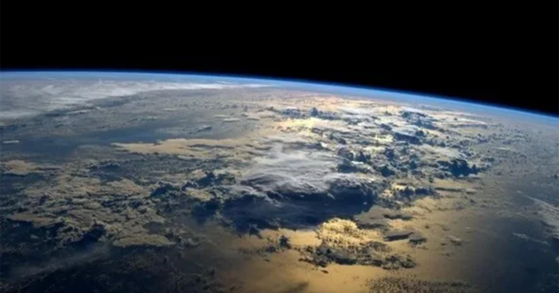 Dünya qaralır NASA dan xəbərdarlıq