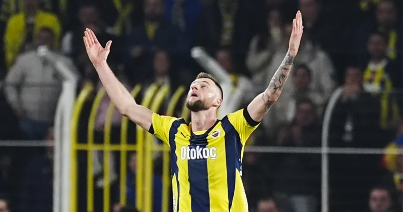 “Fənərbağça”nın müdafiəçisi “Yuventus”un hədəfində