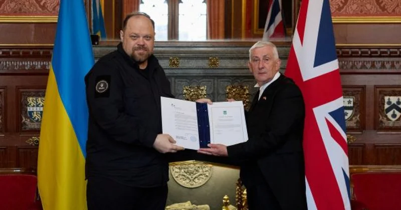 Ukrayna və Böyük Britaniya arasında “Yüzillik tərəfdaşlıq” sazişi rəsmən qüvvəyə minib