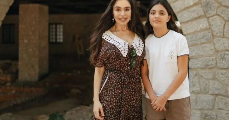 Leyla Əliyeva qızı ilə foto yayımladı
