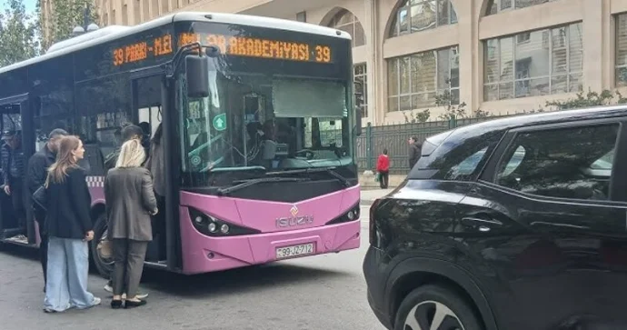 AYNA sərnişinlərin iki avtobusla bağlı şikayətlərinə aydınlıq gətirdi