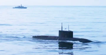 The Telegraph: “Zədələnmiş Rusiya sualtı qayığında nə baş verir?”