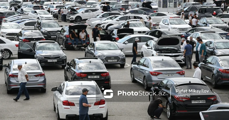 Hərracda 32 nəqliyyat vasitəsi satıldı