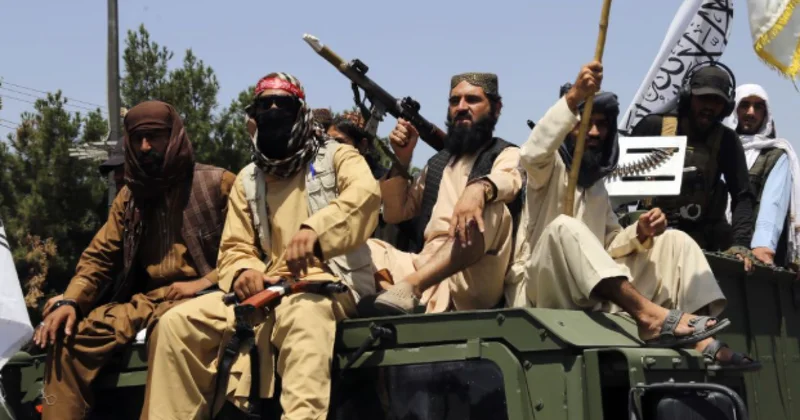 Pakistan Əfqanıstan sərhədində döyüşlər gedir