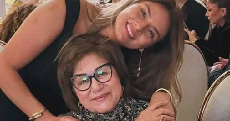 Kamilə Tamilla Ələkbərova ilə bir arada Foto