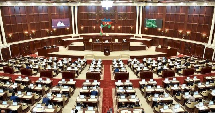 Milli Məclisdə bir deputat yeri boşaldı