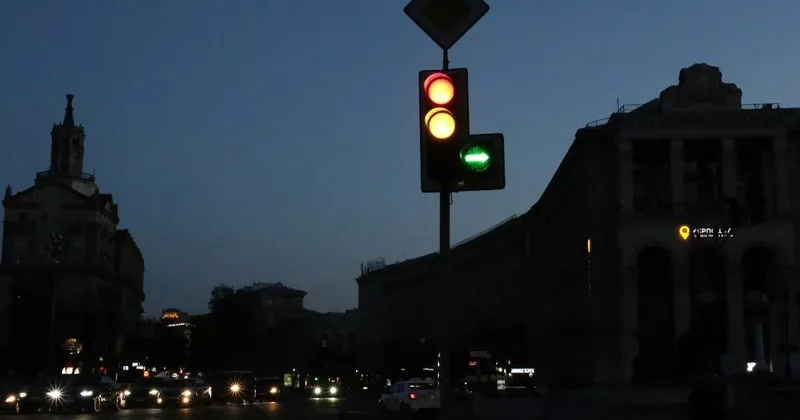 Во всех областях Украины ввели экстренные отключения электричества