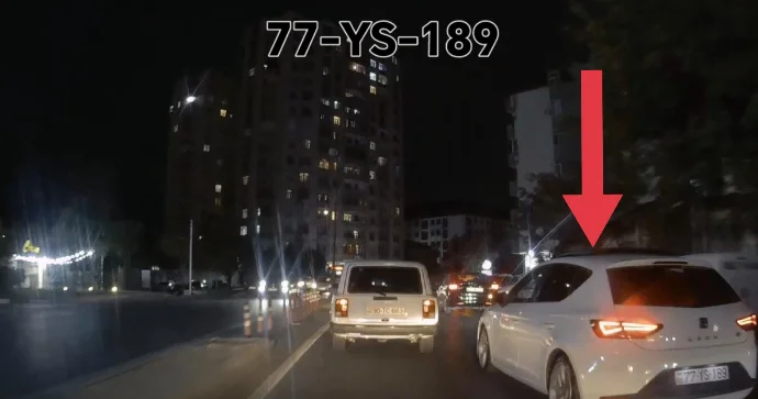 Manevr edib təhlükə yaratdı, sonra isə sağdan ötüb uzaqlaşdı VİDEO