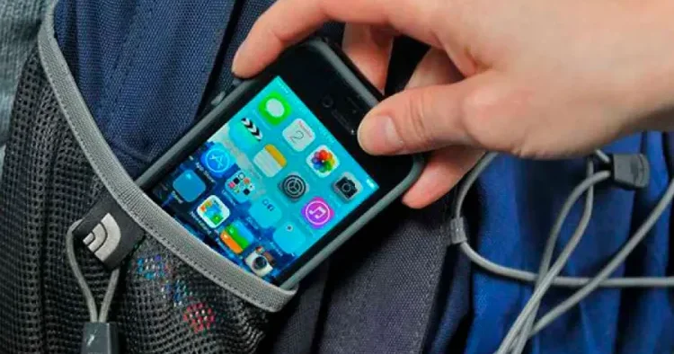 Bu ölkədə mobil telefon oğurluqları rekord səviyyəyə ÇATDI