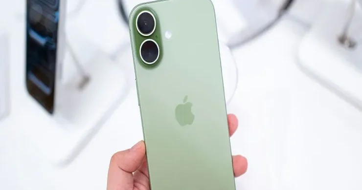 iPhone 17 istifadəçiləri yeni nasazlıqdan şikayətlənirlər