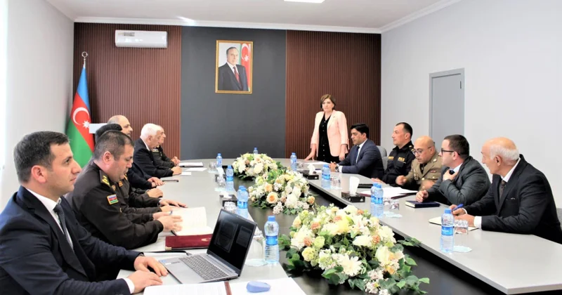 FHN tərəfindən Oğuz Rayon İcra Hakimiyyətində “dəyirimi masa” keçirilib