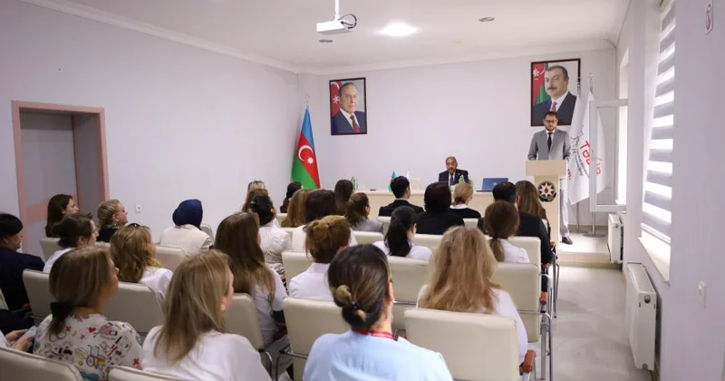 Respublika Pediatriya Mərkəzində YAP ın VIII Qurultayından irəli gələn məsələlərə həsr olunan müşavirə keçirilib