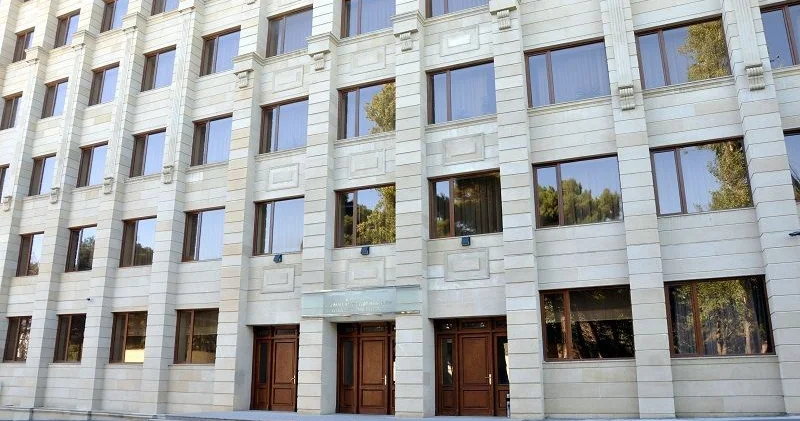 Həkimlərin kurslarla bağlı etirazına Təkmilləşdirmə İnstitutundan rəsmi cavab