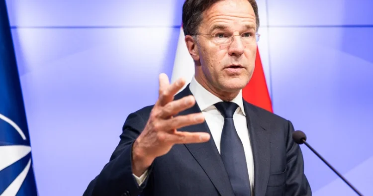 Rutte: “NATO Rusiyadan birbaşa təhlükə görmür”