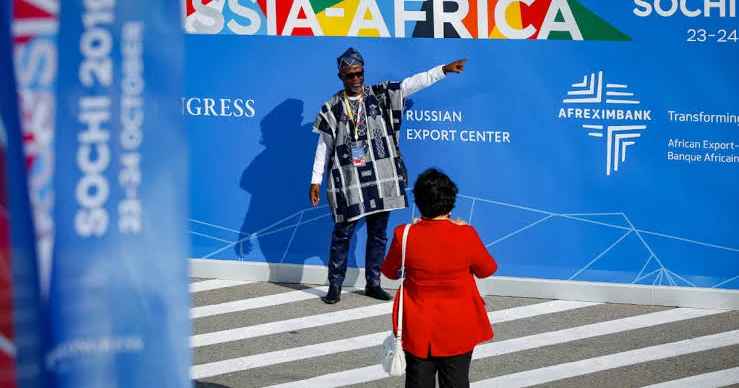 Africa Intelligence: Москва готовит новую политическую сеть от Африки до Латинской Америки Minval Politika