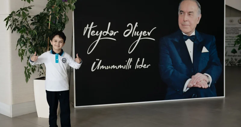 Məşhur fotoqraf Cəlal Kəngərli məktəblilərin bir gününü lentə alıb KONKRET