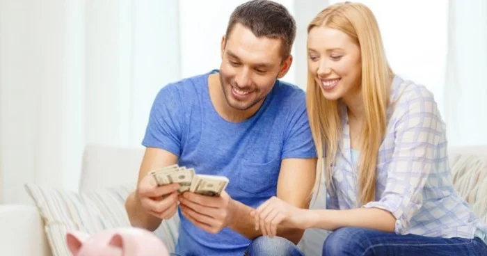 İlkin tanışlıq dövründə pul barədə danışmaq lazımdırmı?