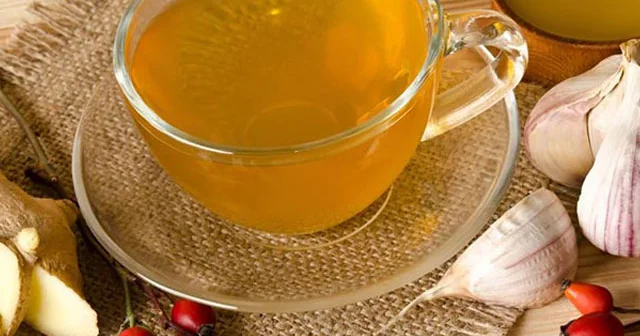 Arıqlamaq istəyənlər içsin Sarımsaqlı çay