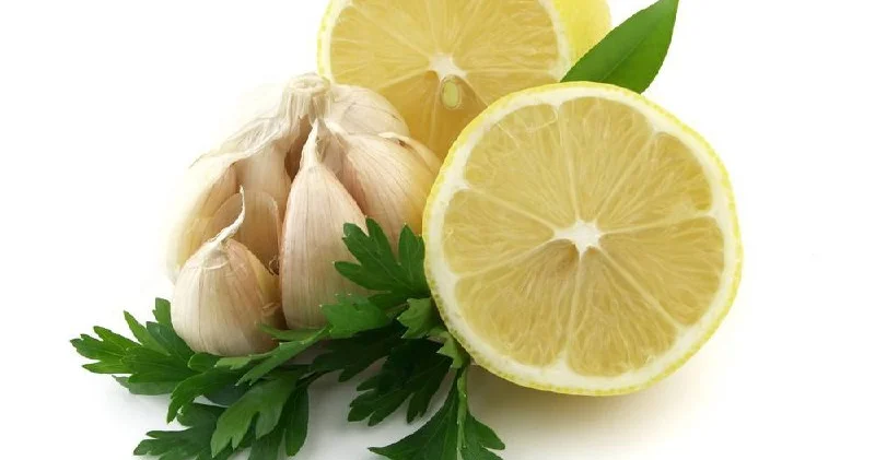 Mədəaltı vəzi sağaldan Limon, cəfəri, sarımsaq...