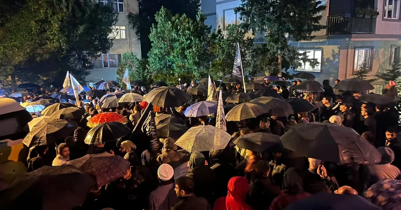 “Bu Atatürkün dünyəvilik ideyalarına və Azərbaycan sevgisinə xəyanətdir“