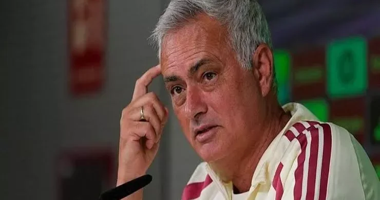 Mourinyo bu hücumçunu satmadı