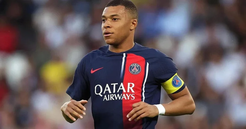 Mbappe və anası rüşvətə görə dindirildi