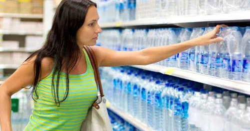 Plastik butulkalarda su həqiqətən ziyanlıdırmı?