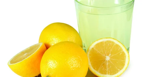 Suya qarışdırılmış limon damcısı nələr edir? ARAŞDIRMA
