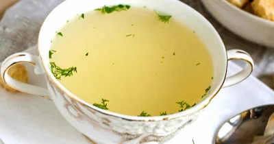 Toyuq bulyonunun xeyiri