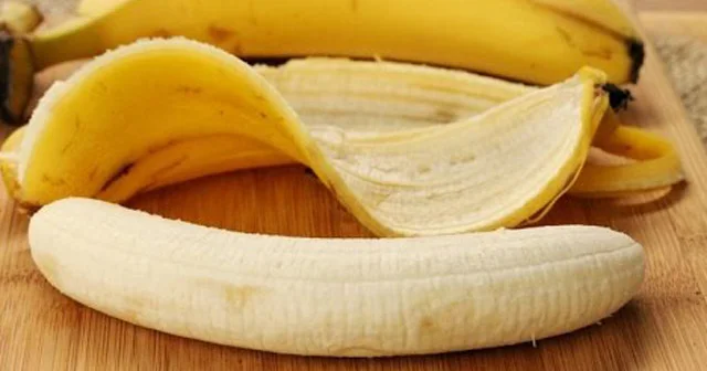 Banan qabığı ilə yeyilməlidir. Mütəxəssislərdən tövsiyə