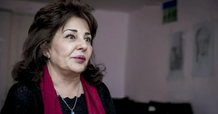 “Hər gün saatlarla telemsafonda oturanların kürək hissəsi donqarlaşır”