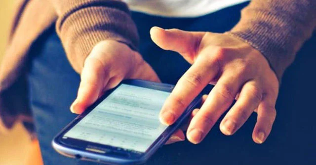 Smartfonlarını əllərindən yerə qoymayanlar sağlamlıqlarını necə riskə atırlar?
