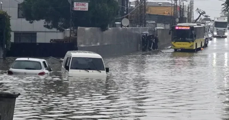 İstanbulda sel fəlakəti: Ölənlərin sayı 2 yə çatdı
