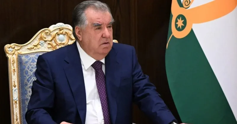 Рахмон поблагодарил Азербайджан за организацию саммита СВМДА