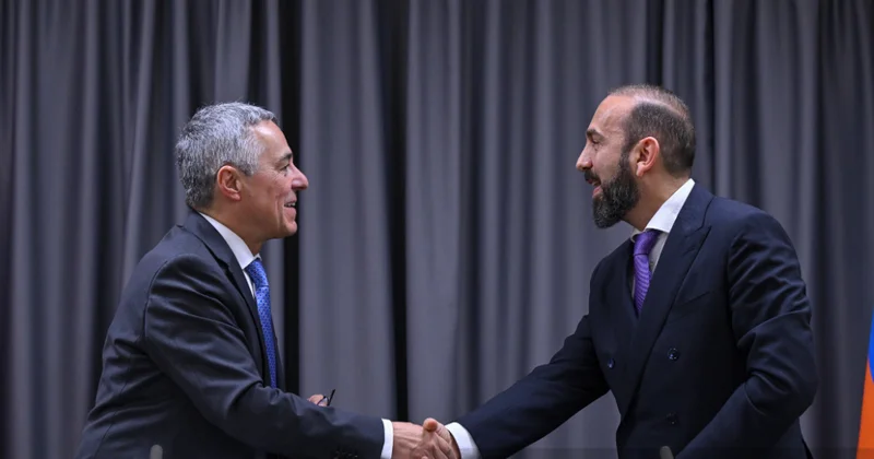 Türkiyə ilə hər gün danışıqlar gedir Ararat Mirzoyan
