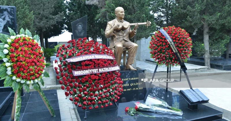 Xalq artisti Ramiz Quliyevin qəbirüstü abidəsinin açılışı olub FOTO