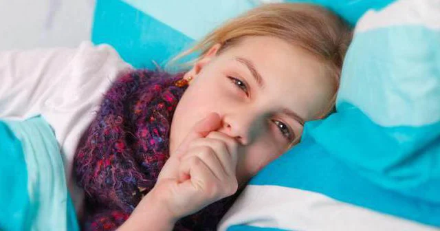 Pediatrdan xəbərdarlıq: O cür öskürən uşaq xəstəxanada yatmalıdır