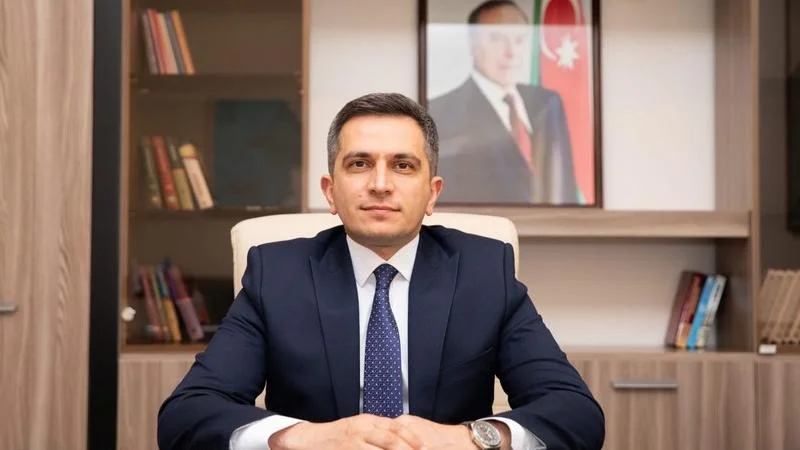 ADY SƏDRİNƏ YENİ MÜAVİNİ TƏYİN EDİLDİ Arif Ağayev kimdir? AzPolitika onlayn siyasiictimai qəzet