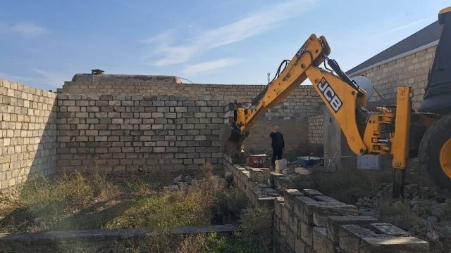 Gəncədə qanunsuz tikintilərlə bağlı aparılan monitorinqlər davam edir FOTOLAR