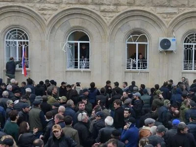 Abxaziyada "hökumət" binaları nəzarətdə Bjaniyaya vaxt verildi