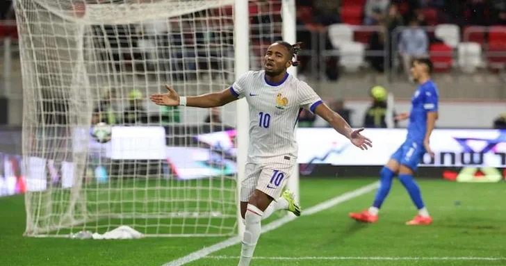 Звезда Милана Нкунку отметил день рождения в Баку перед матчем с Азербайджаном