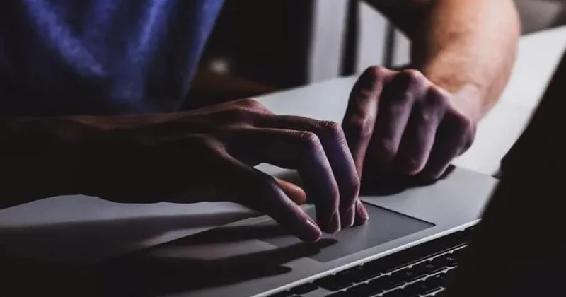 Macarıstanda “əmlak mafiyası” ifşa edildi: milyonlarla avro ziyan vurulub