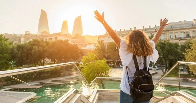 Bahalı səfər, artıq xərc: Azalmanın səbəbi nədir?