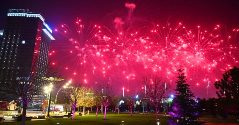 Daşkənddə dövlət başçılarının şərəfinə atəşfəşanlıq