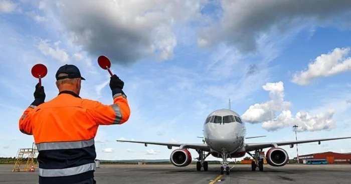 Rusiyada aeroport BAĞLANDI