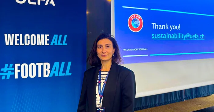 Функционер АФФА на семинаре УЕФА