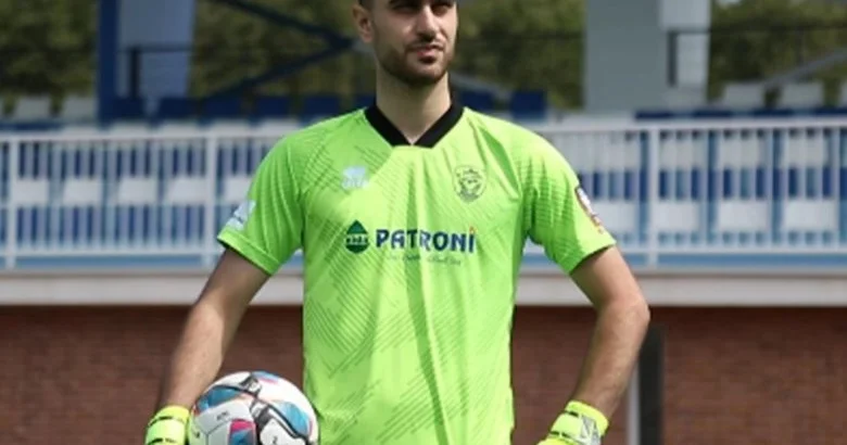 Macəraçı qapıçı vətənə döndü! o, Kəpəz in nəyinə lazımdı?