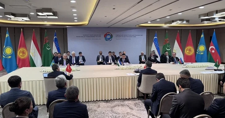 Джейхун Байрамов впервые принял участие во встрече глав МИД стран ЦА