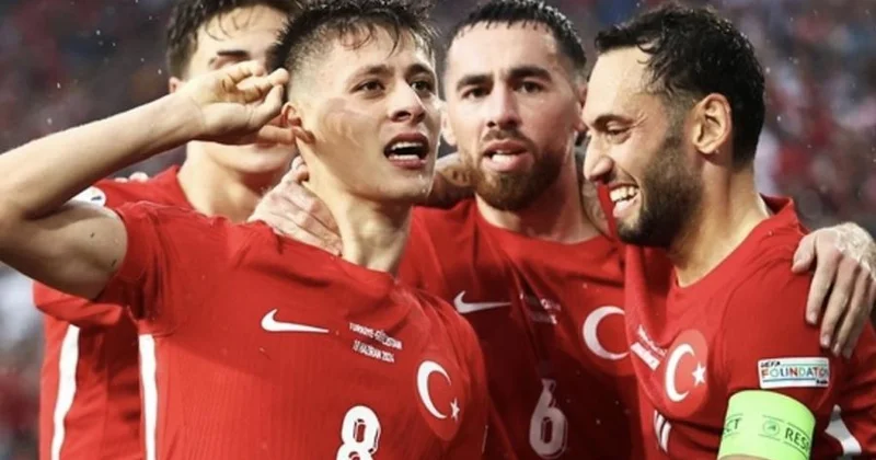 Türkiyə Bolqarıstana qarşı, İspaniya Gürcüstan səfərində