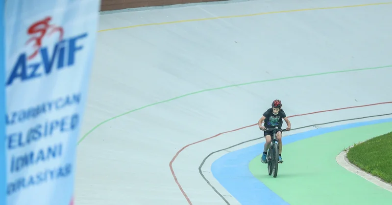 Лучшие велосипедисты Баку в школе № 236 ФОТО